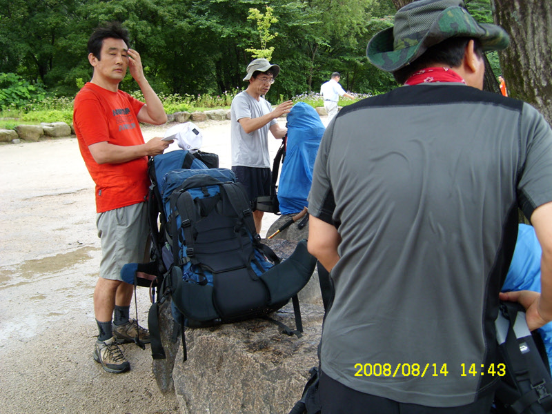 SL730429.jpg SL730429.jpg