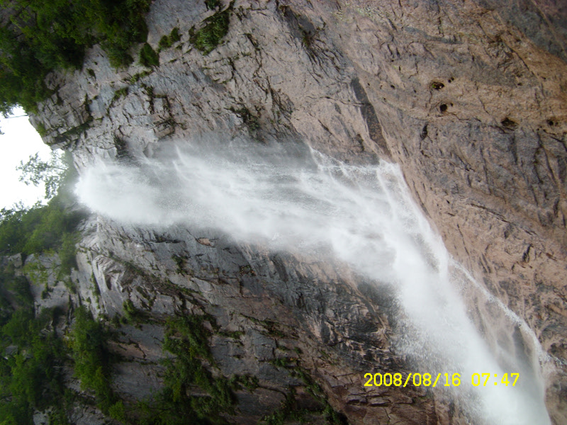 SL730463.jpg SL730463.jpg