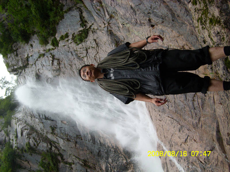 SL730465.jpg SL730465.jpg