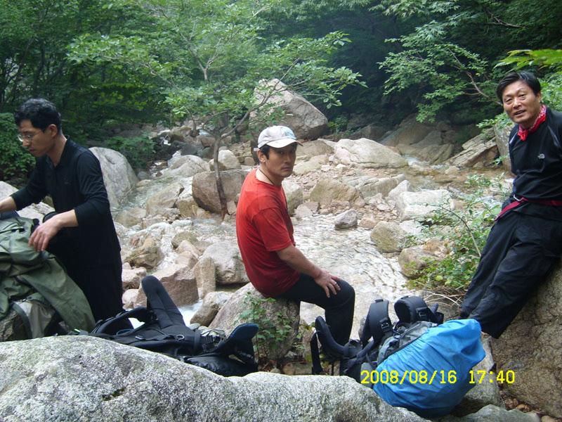 SL730474.jpg SL730474.jpg