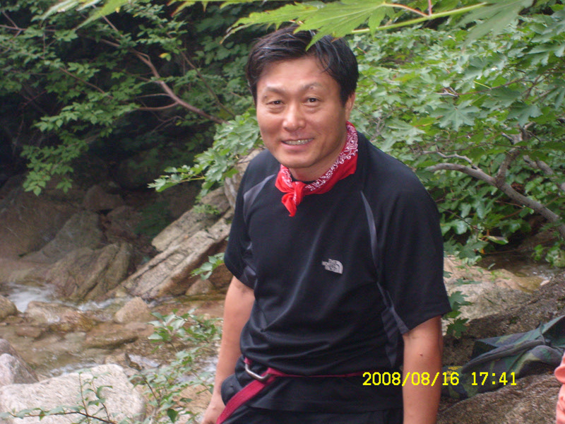 SL730477.jpg SL730477.jpg