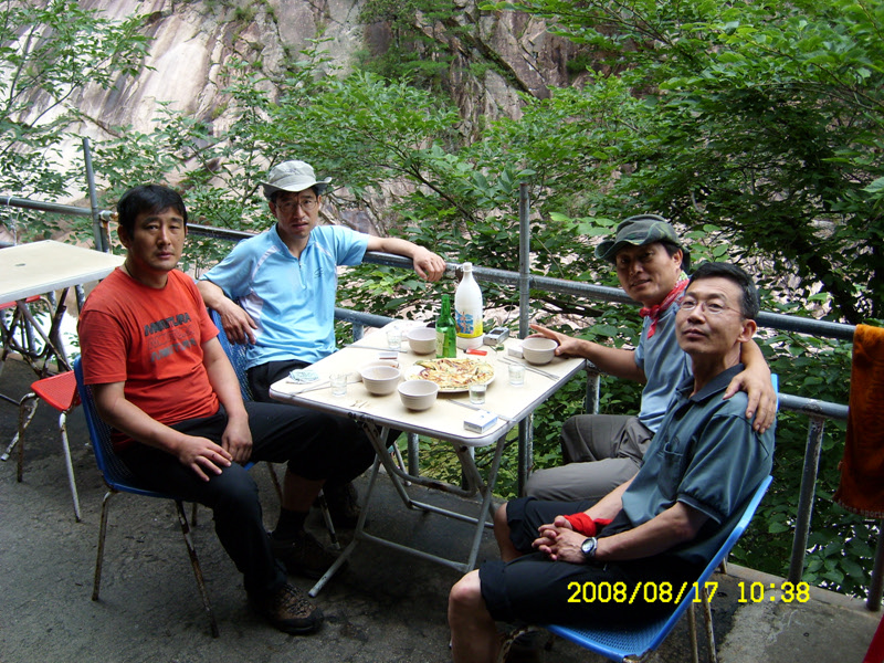 SL730496.jpg SL730496.jpg