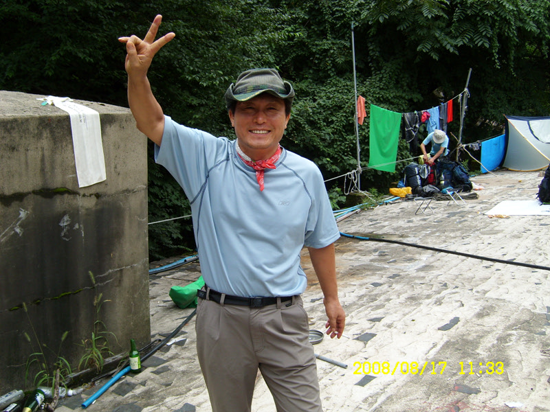 SL730510.jpg SL730510.jpg